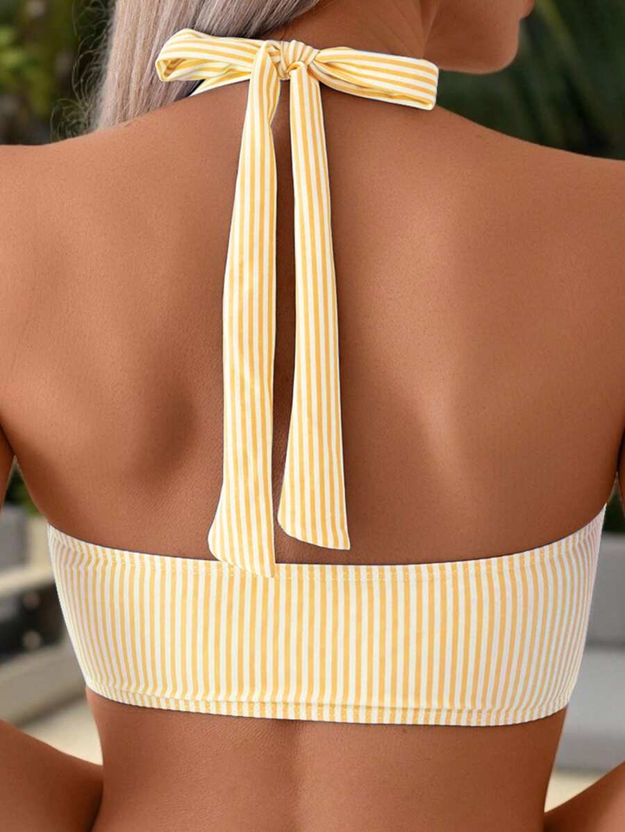 Emily I Stribet badetøj