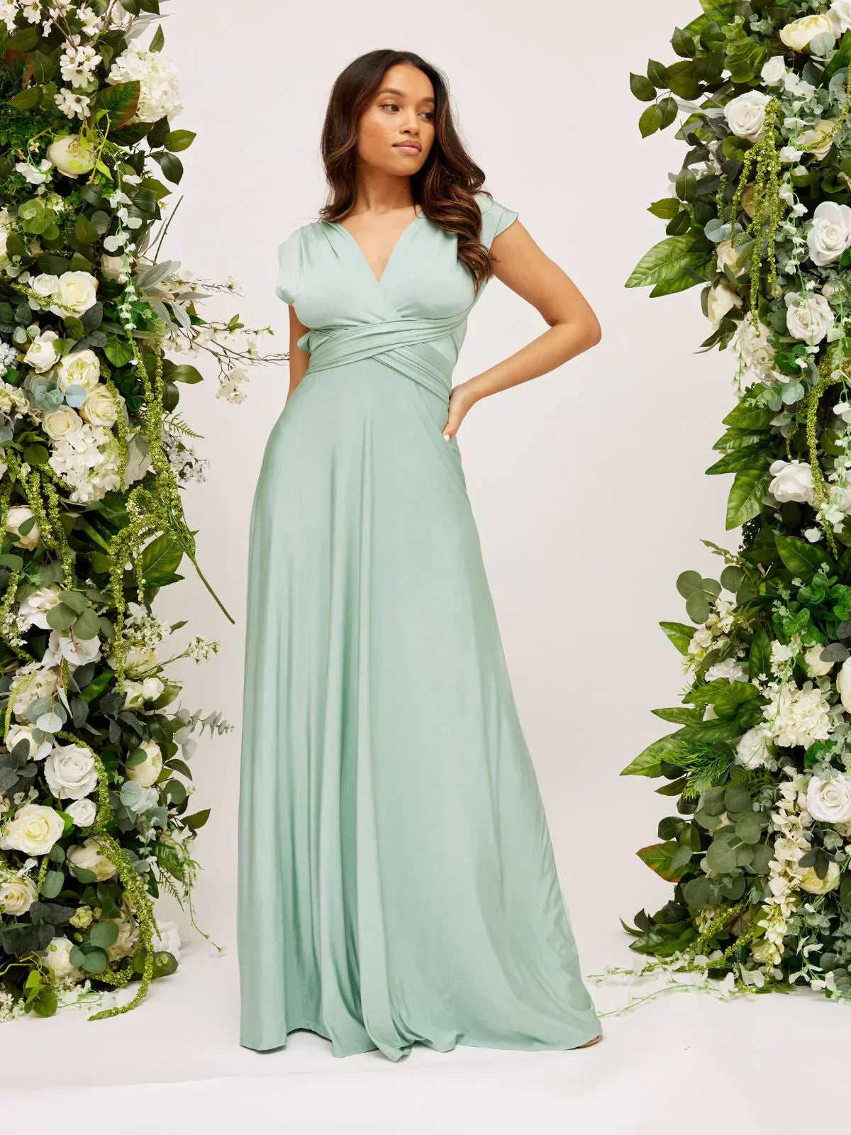 Tindra | Elegant Ærmeløs Maxi Kjole med V-Hals