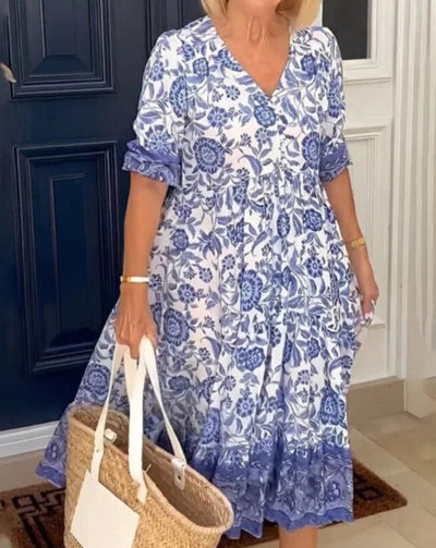 LIA | ELEGANT OG LUFTIG BLOMSTRET KJOLE