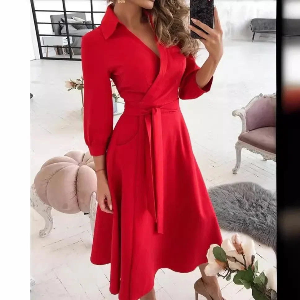 Milena | Stilfuld Sommerfugleprint Omslagskjole