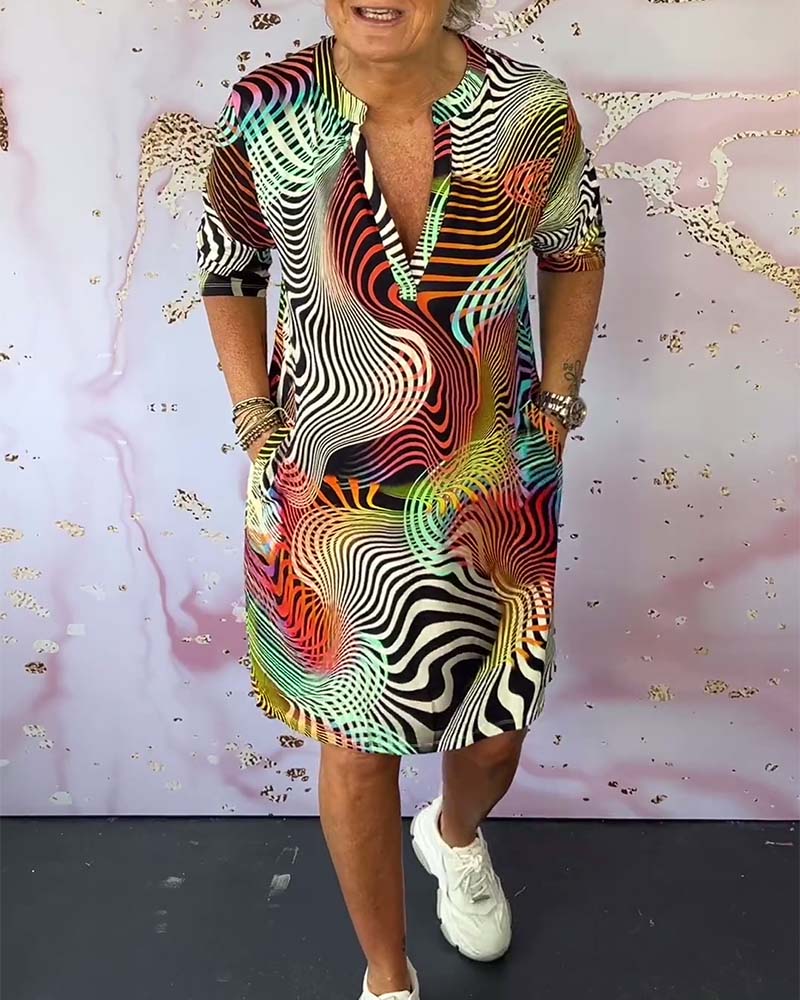 Naya | Farverig V-hals kjole